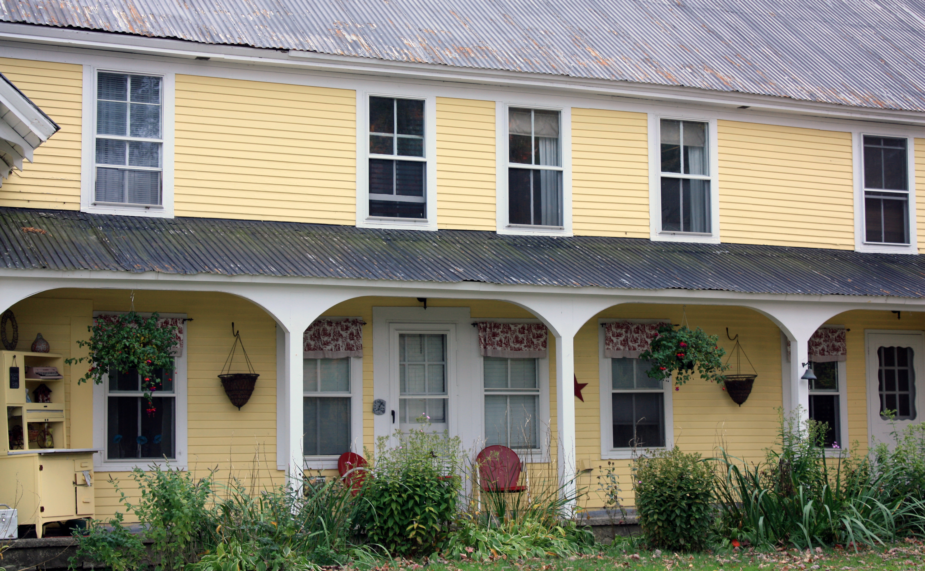 Wilder Farm Inn, Waitsfield, Vermont - Travel Like a Local 